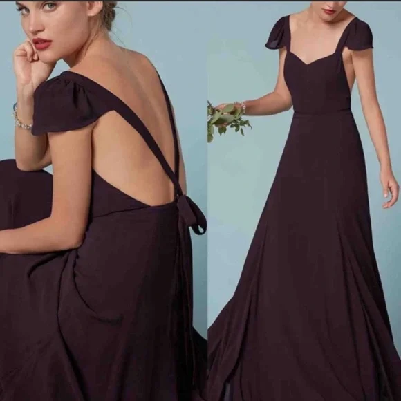 Reformation Dylan Dress - Picture 2 of 11